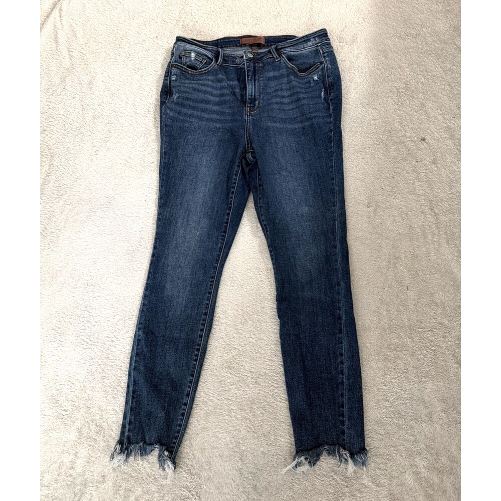 Judy Blue Skinny Fit Jeans 15/32 Medium Wash Blue Frayed Hem JB82491MD